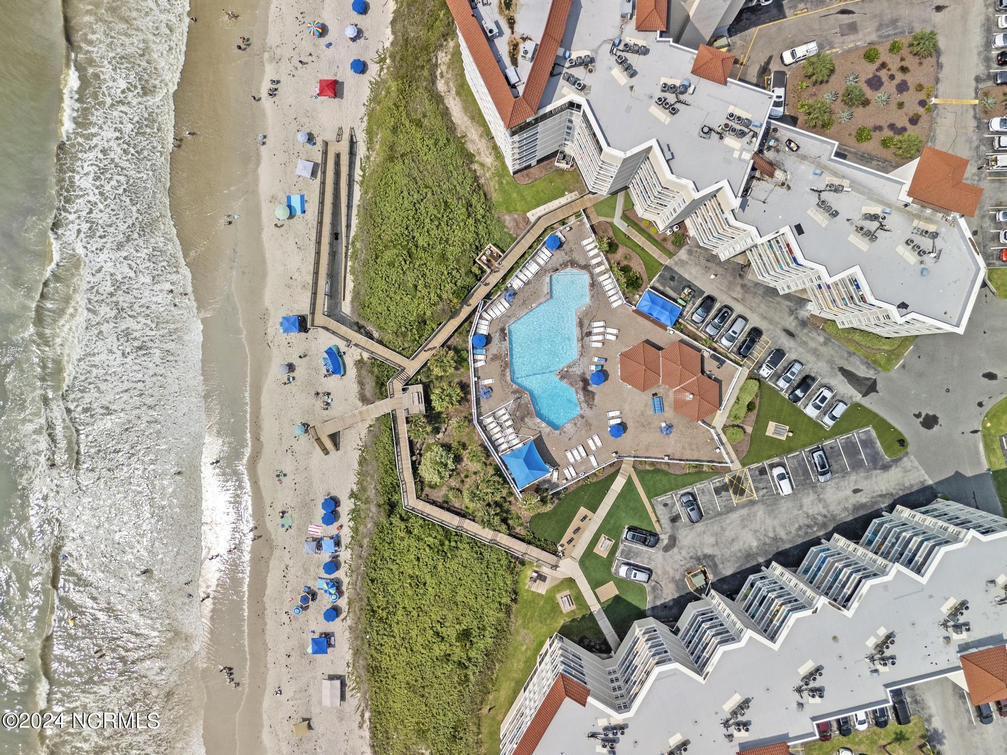 2000 New River Inlet Road, 2404