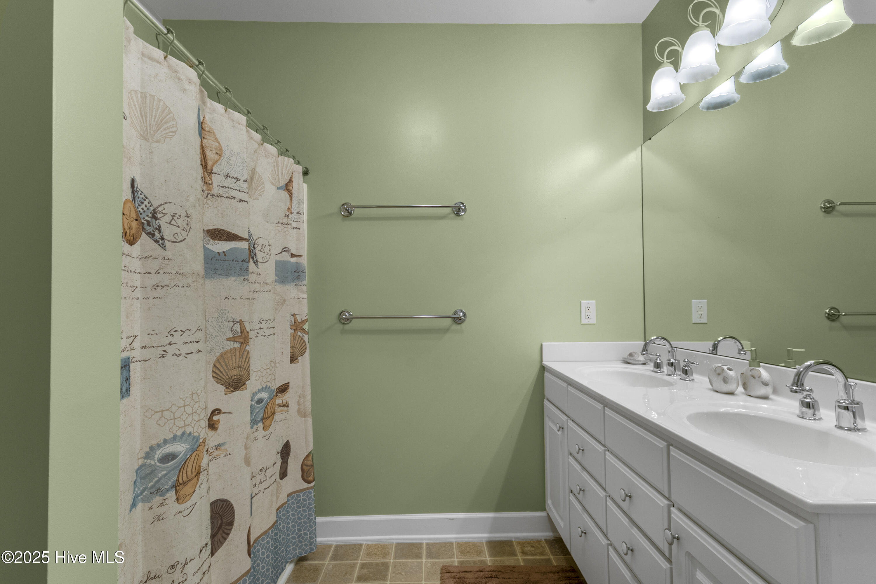 395 S Crow Creek Drive NW, 1513