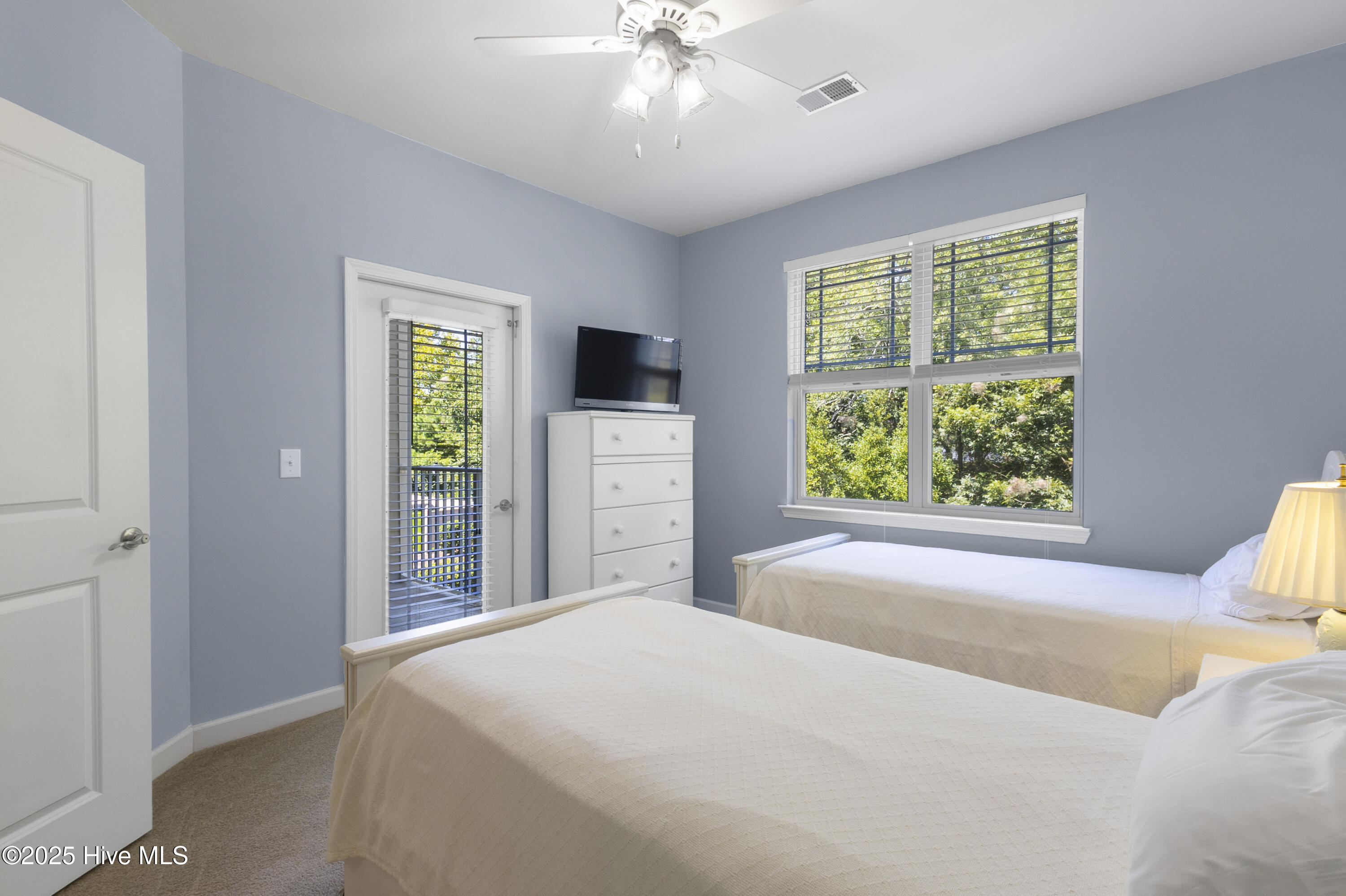 395 S Crow Creek Drive NW, 1513