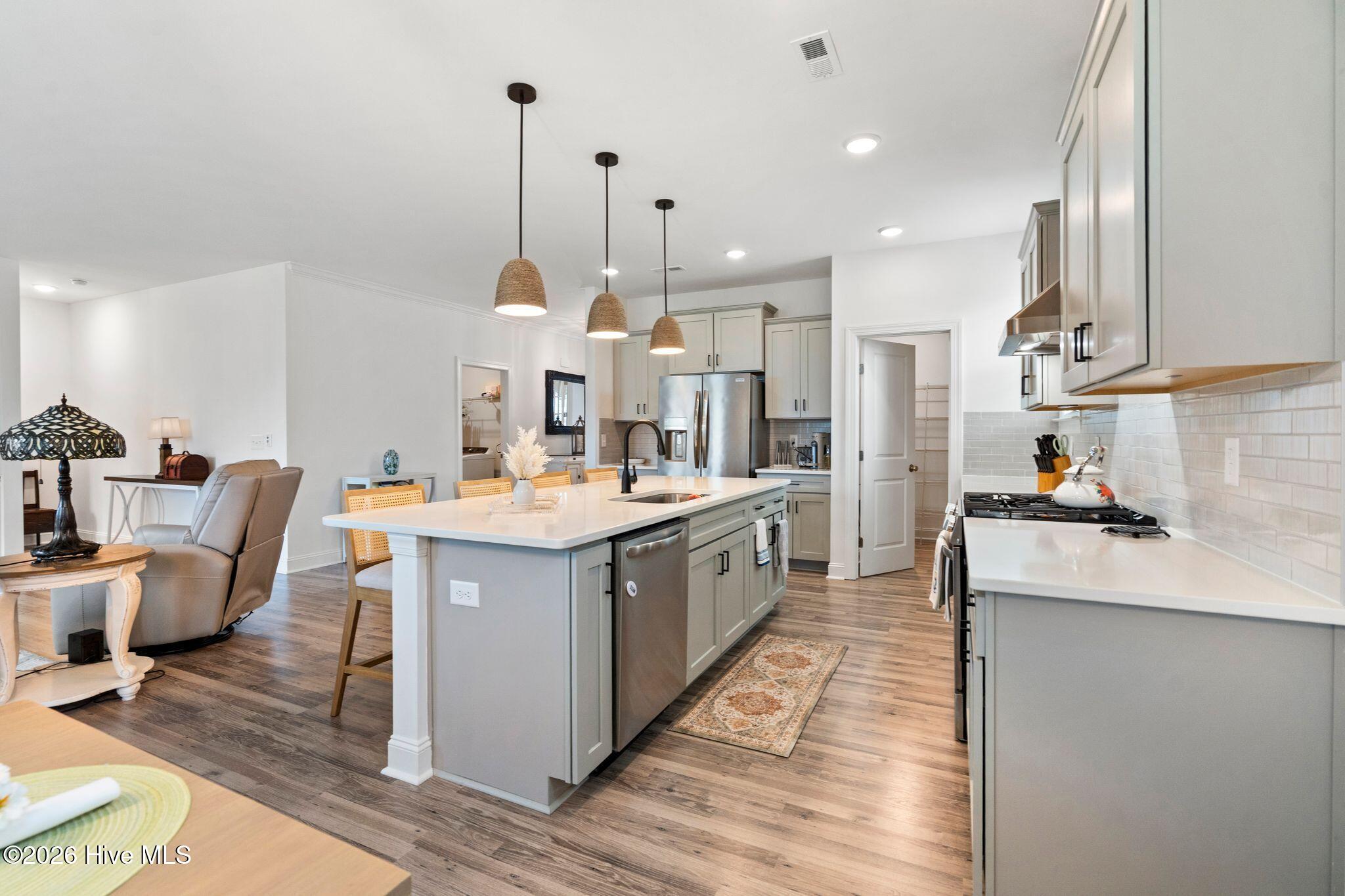 302 Sailor Sky Way