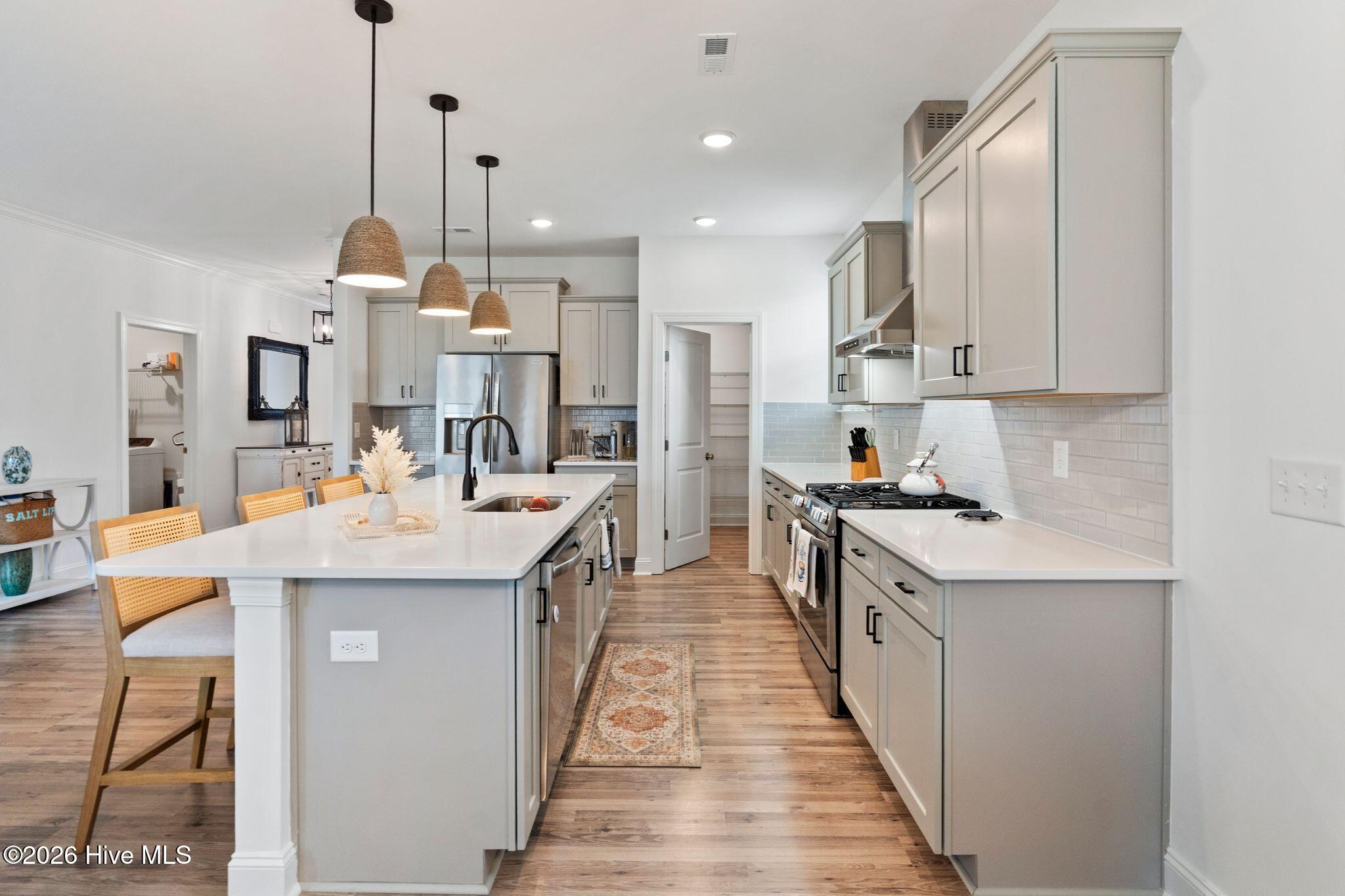 302 Sailor Sky Way