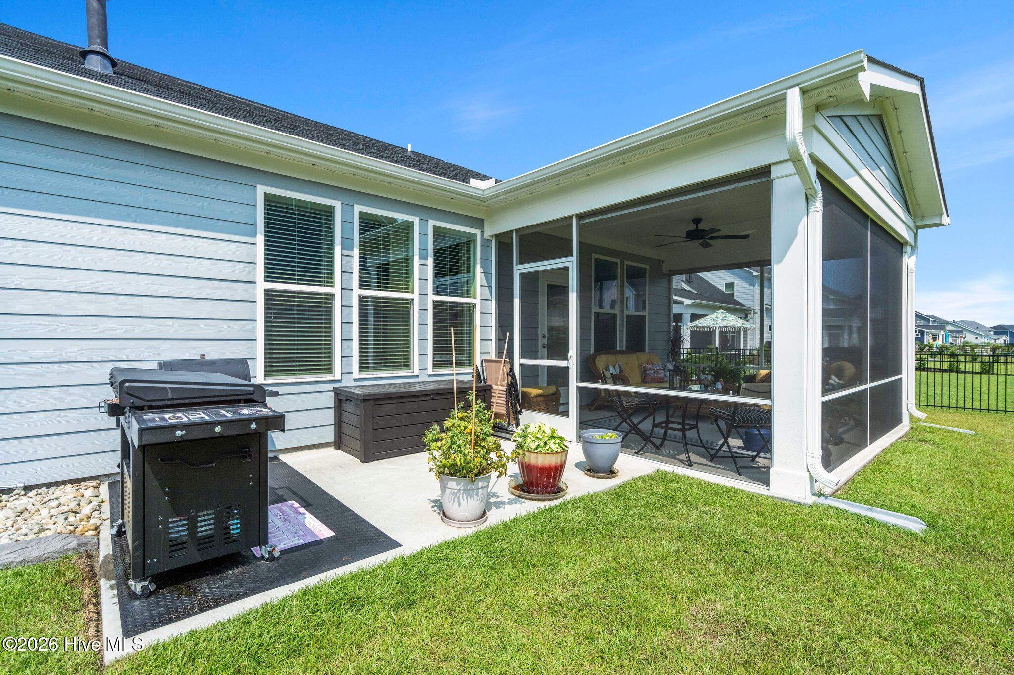 302 Sailor Sky Way