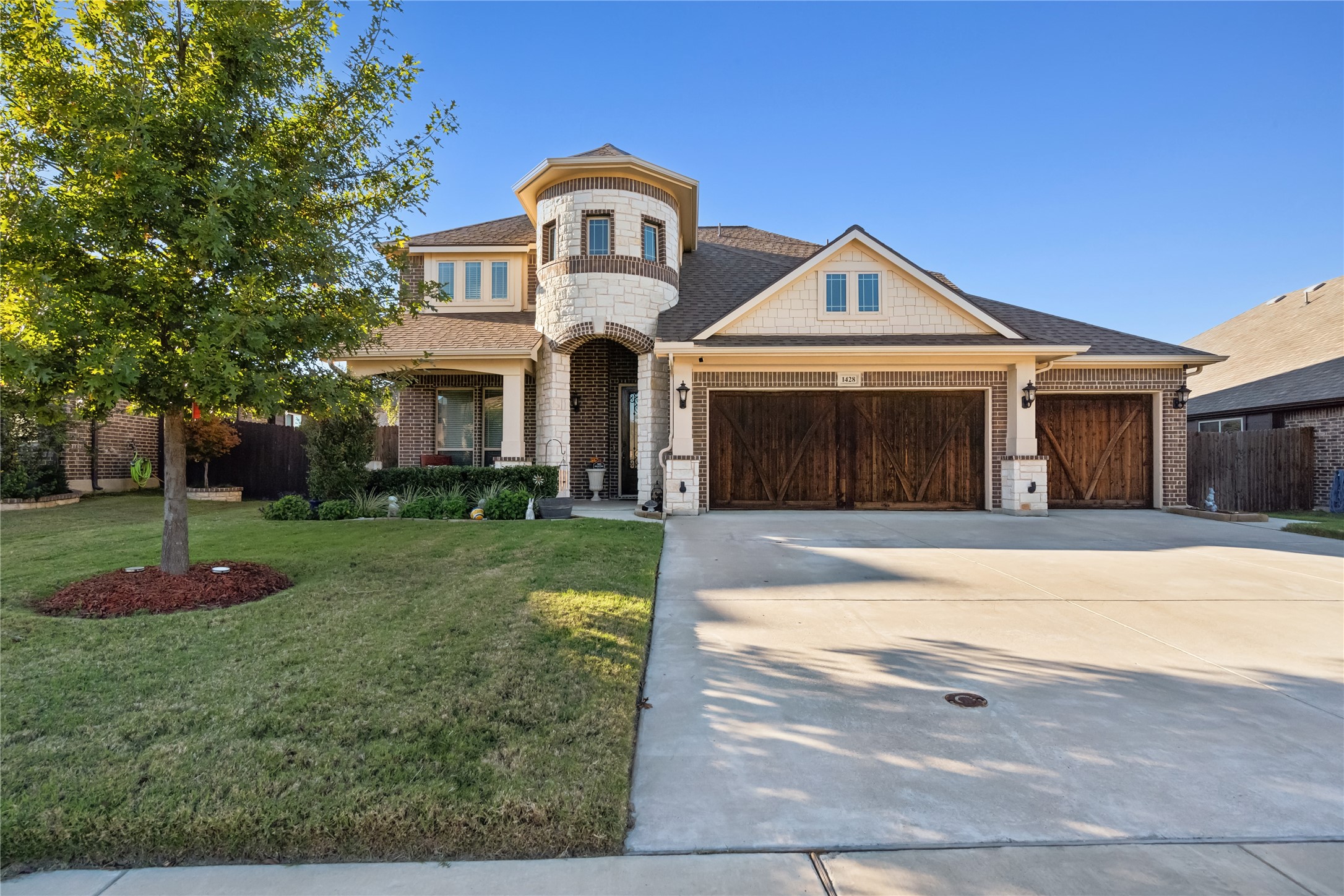 1428 Steve Drive