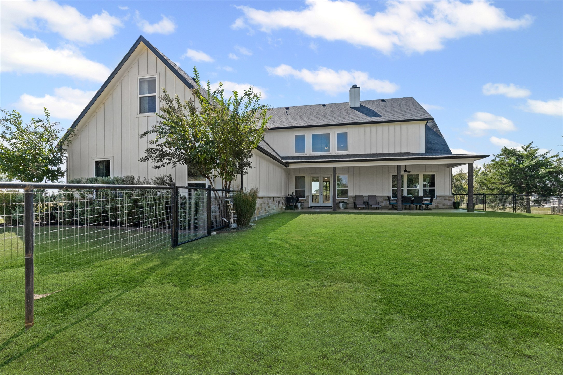 201 Flat Rock Lane