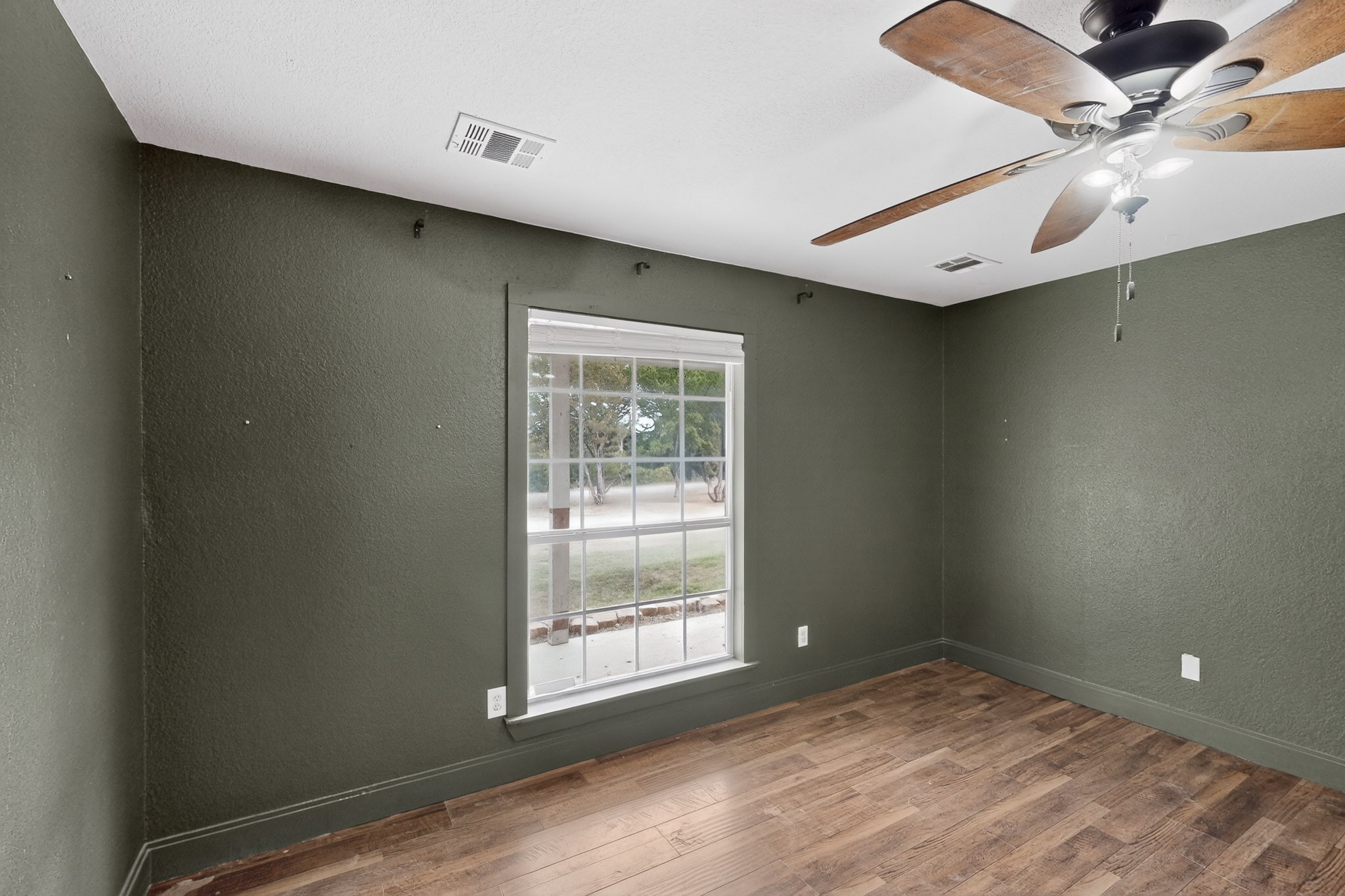 4600 Hunters Glen Court