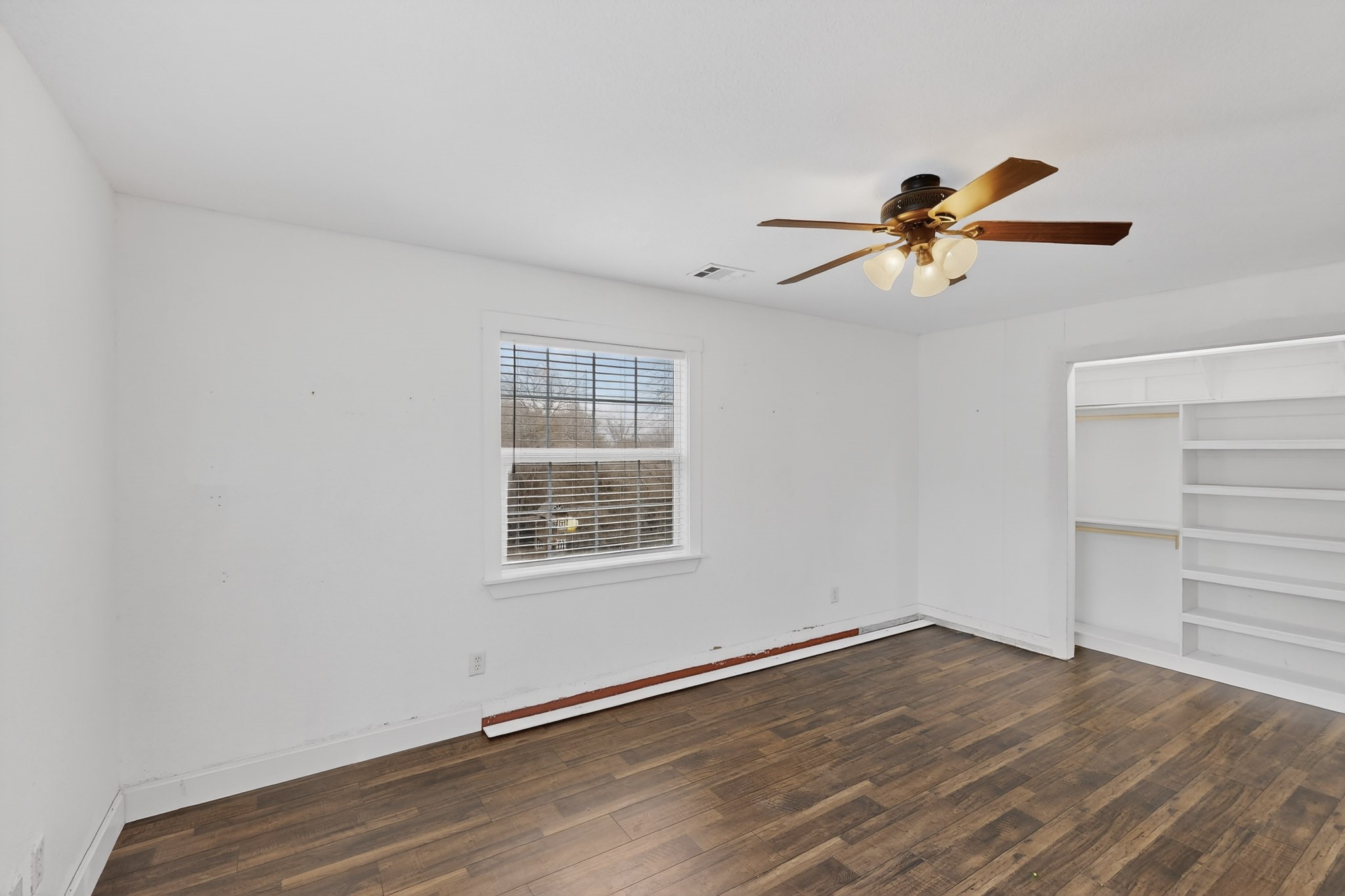 4600 Hunters Glen Court