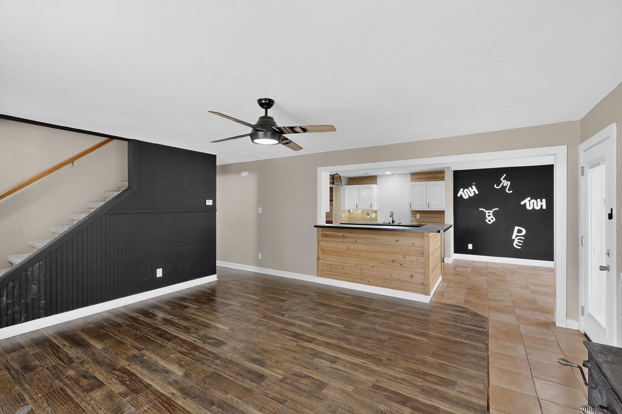 4600 Hunters Glen Court