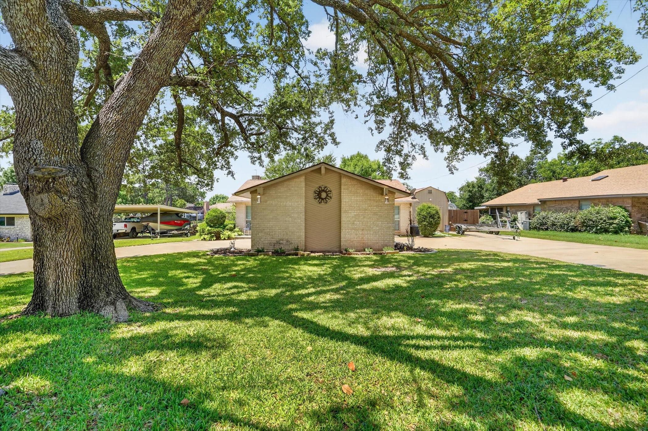 4204 Chaparral Court