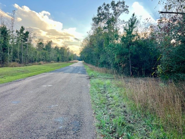 000000 Matthews Road