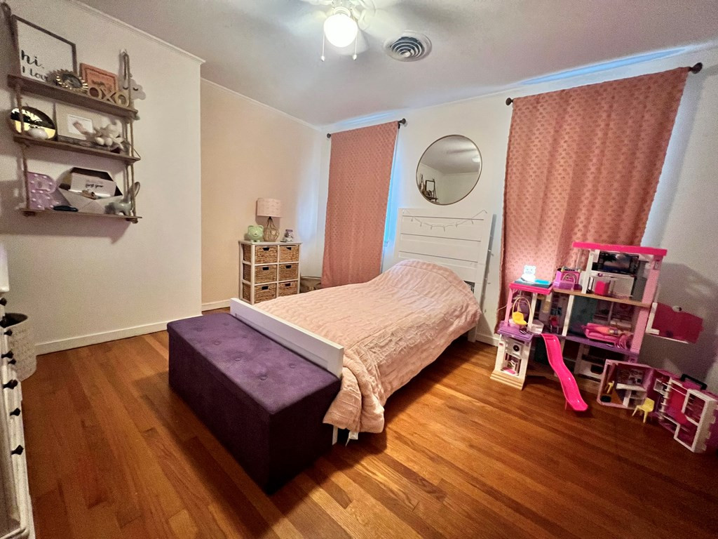 100 Northampton Road