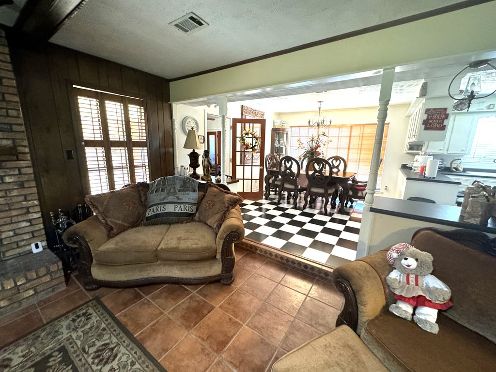 147 Albena Hills Rd Ext