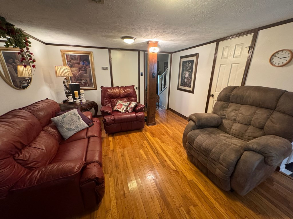 147 Albena Hills Rd Ext