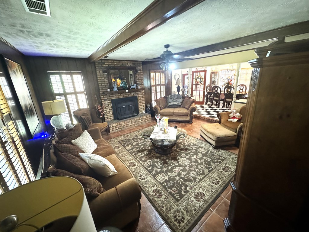 147 Albena Hills Rd Ext