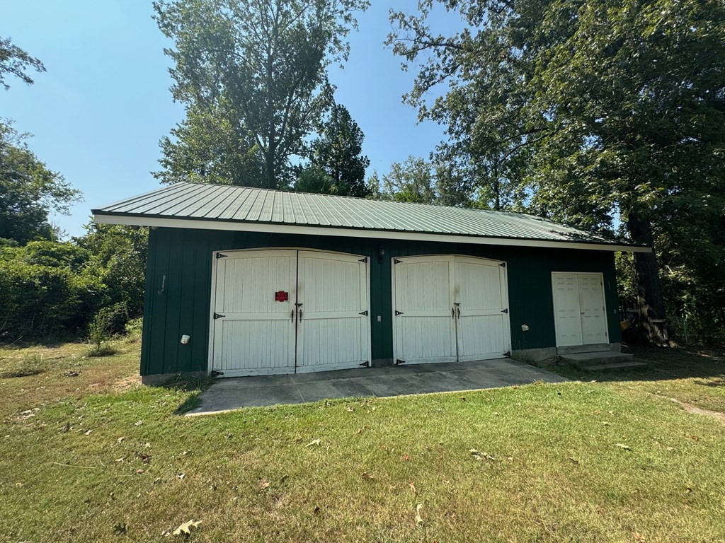 147 Albena Hills Rd Ext