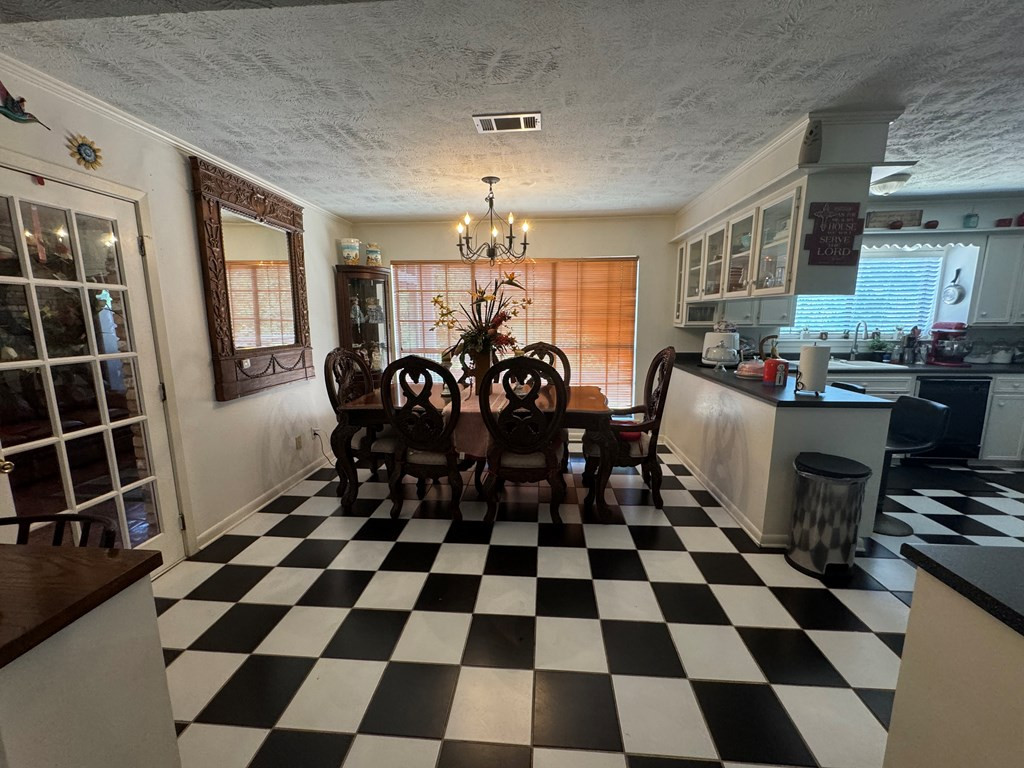 147 Albena Hills Rd Ext