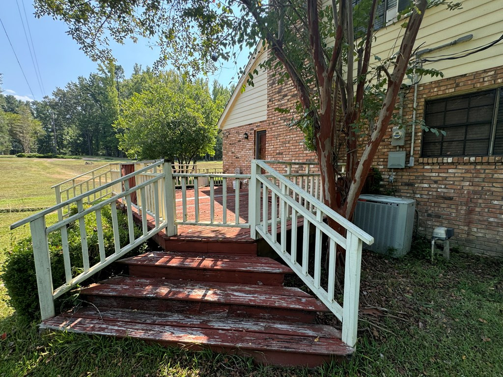 147 Albena Hills Rd Ext