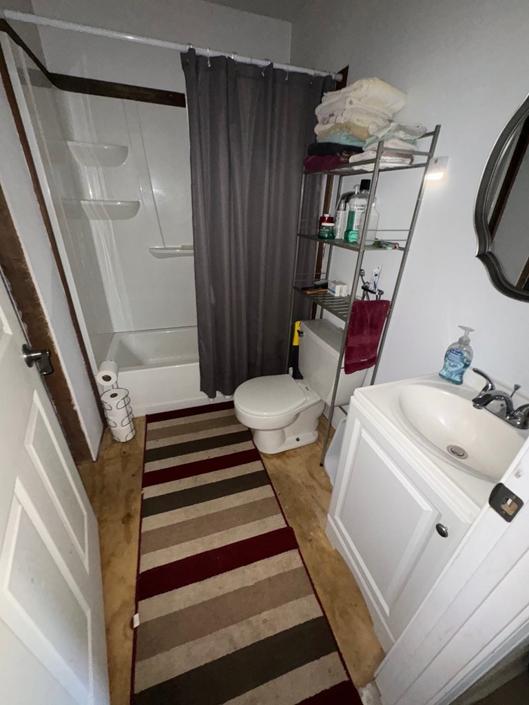 147 Albena Hills Rd Ext