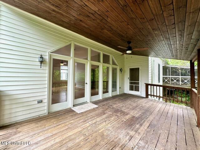 821 Washington Street