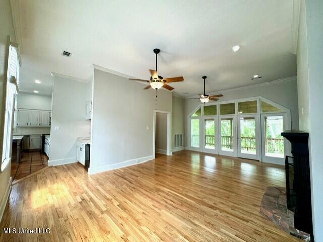 821 Washington Street