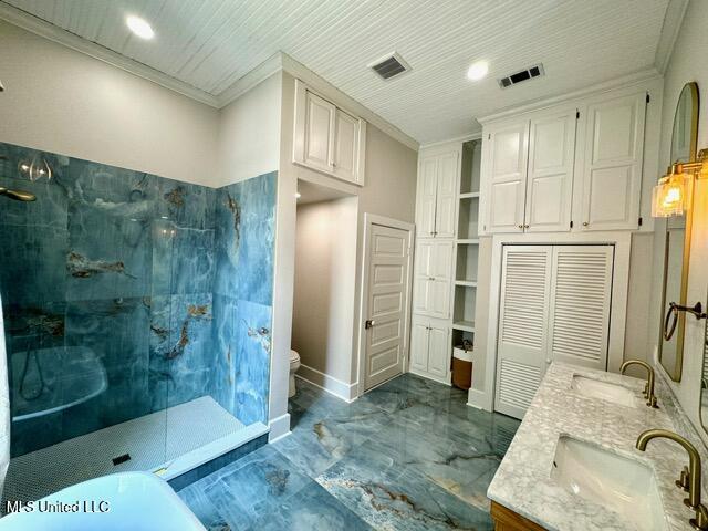 821 Washington Street