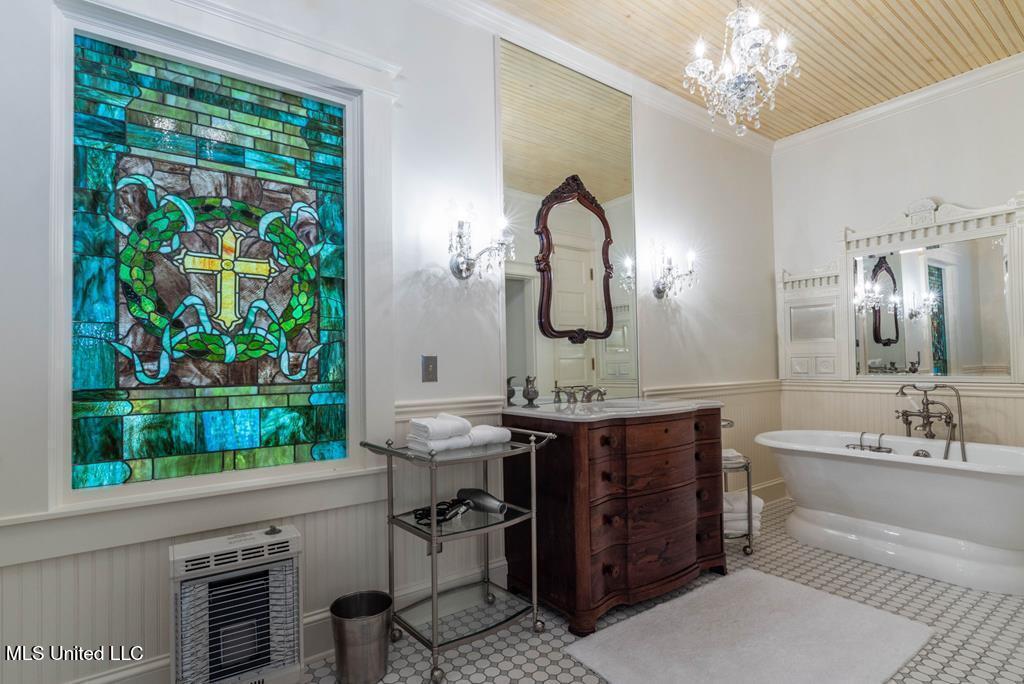 1164 Lower Woodville Road