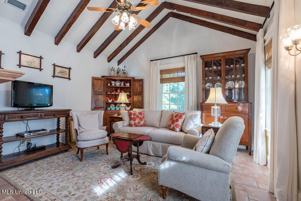 1164 Lower Woodville Road