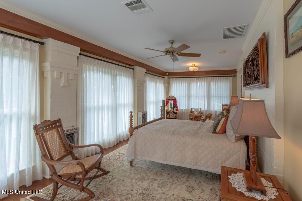 1164 Lower Woodville Road