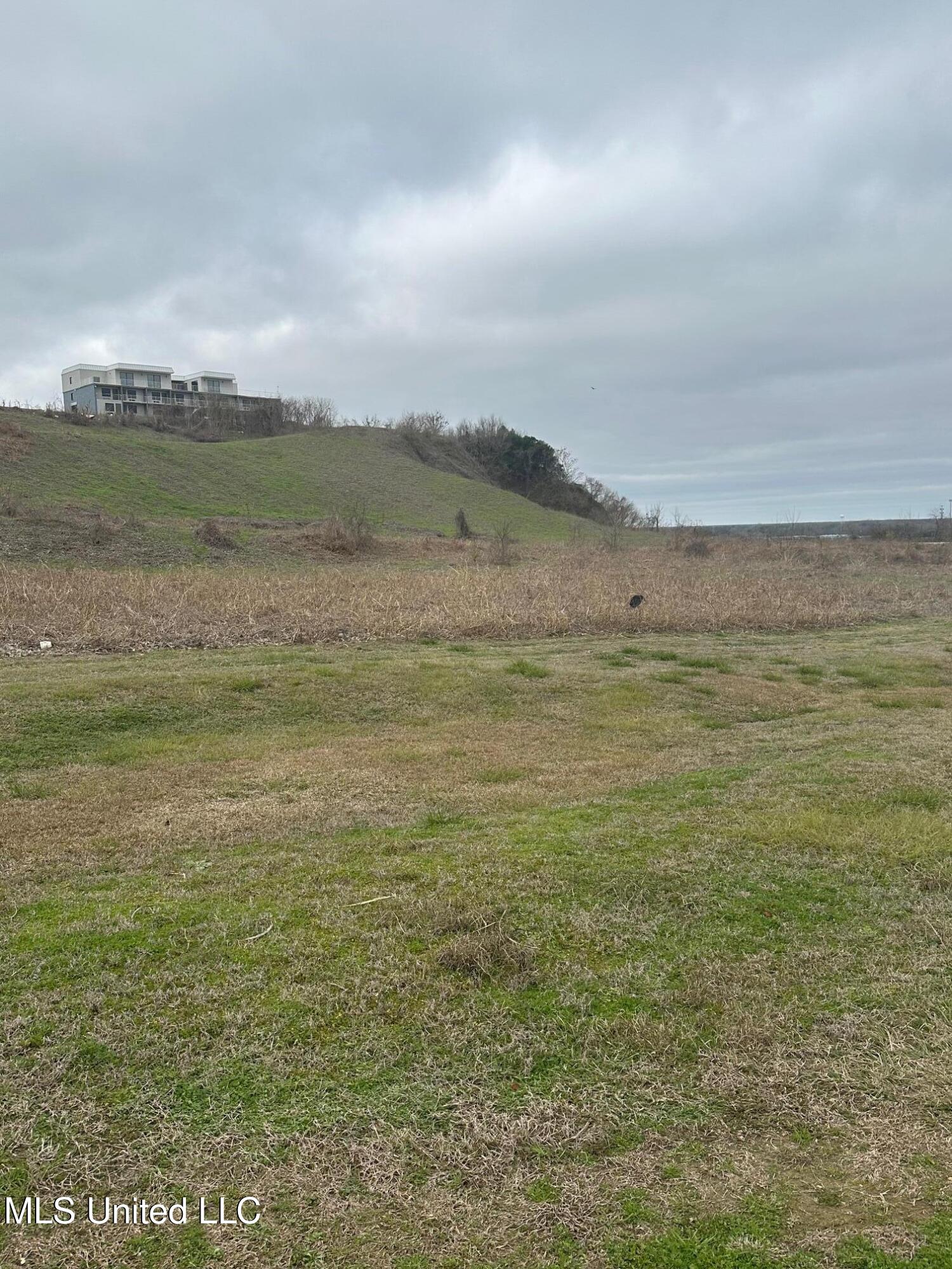 00 John R. Junkin Drive