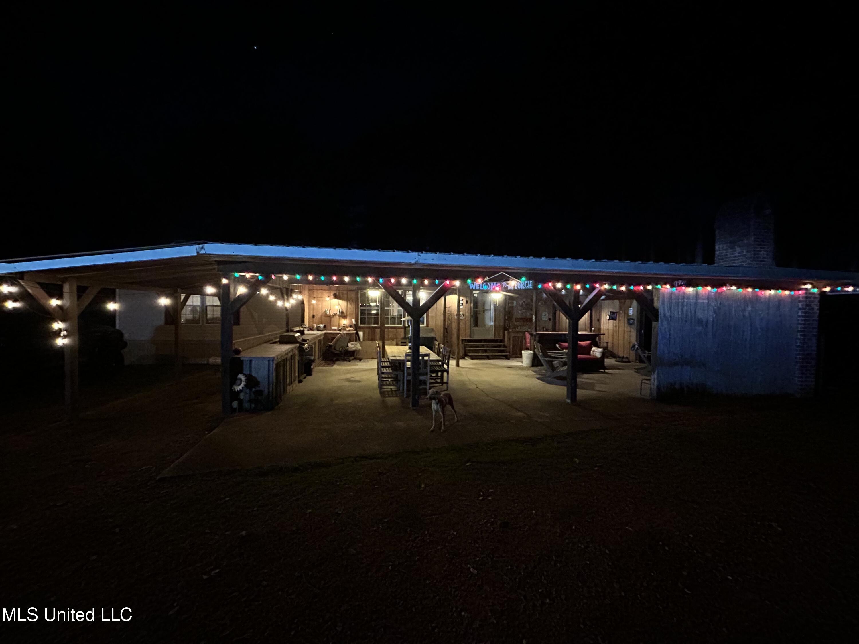 Willie Neyland Road Road