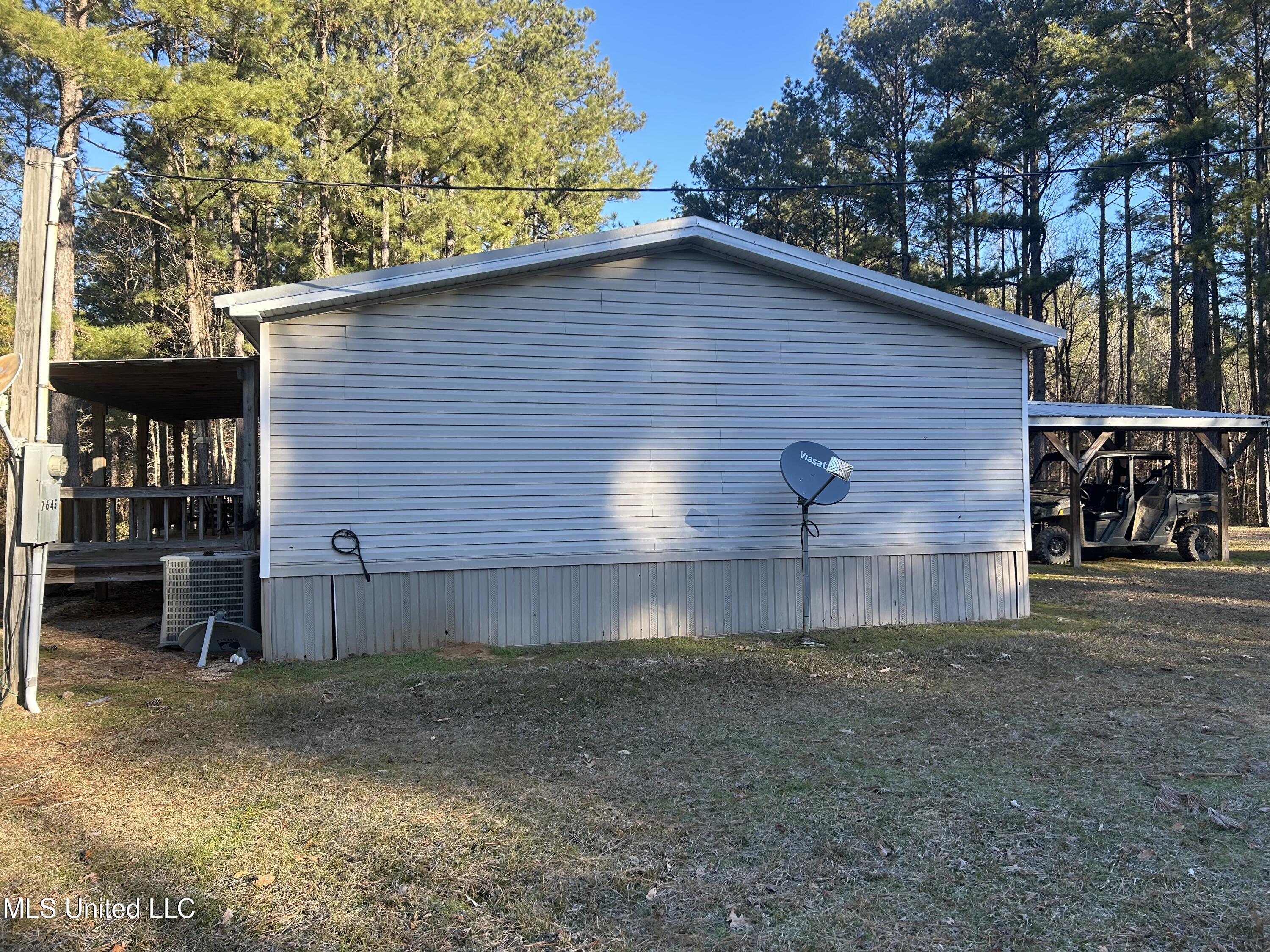 Willie Neyland Road Road