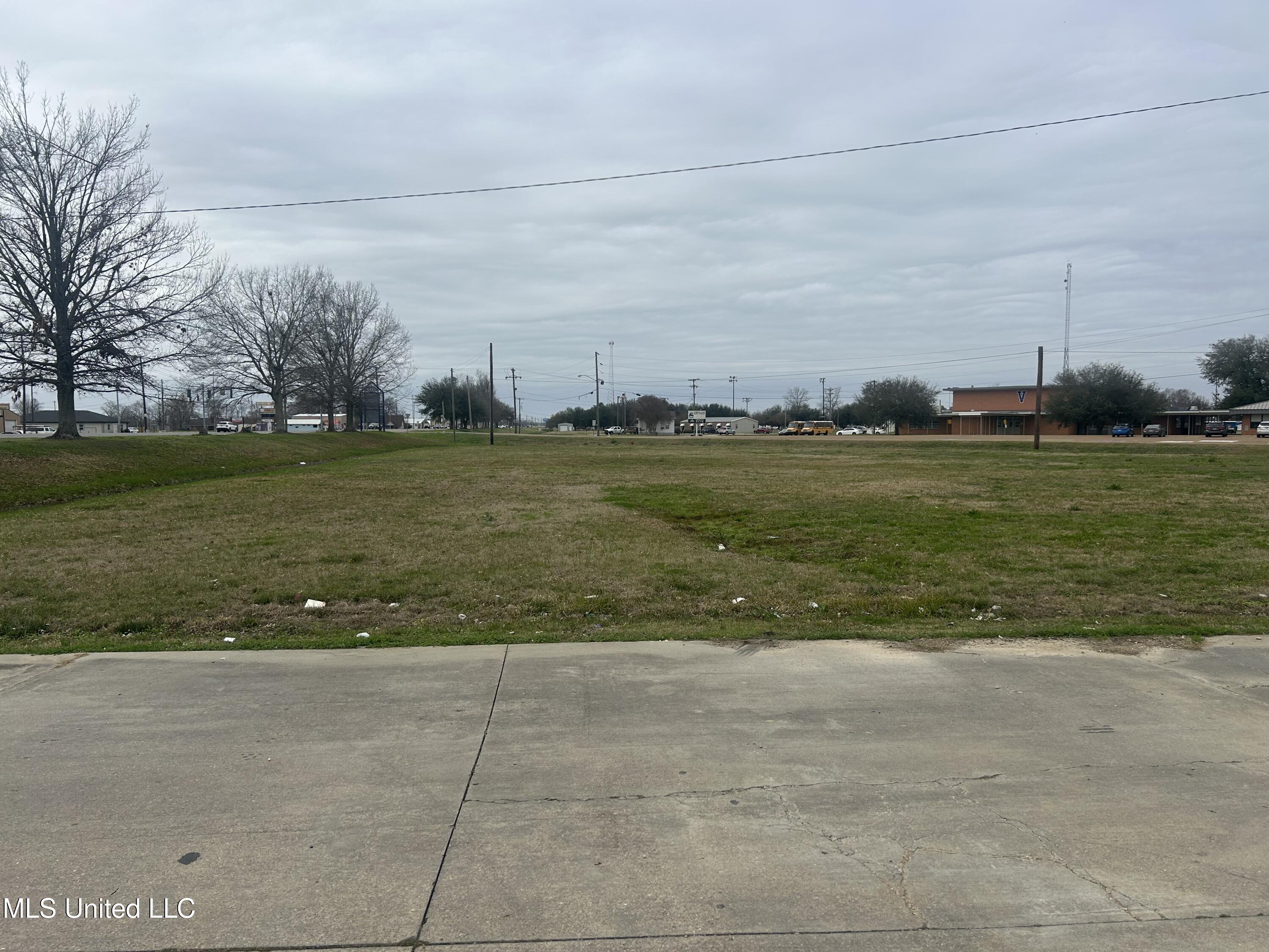 Hwy 84 A&H