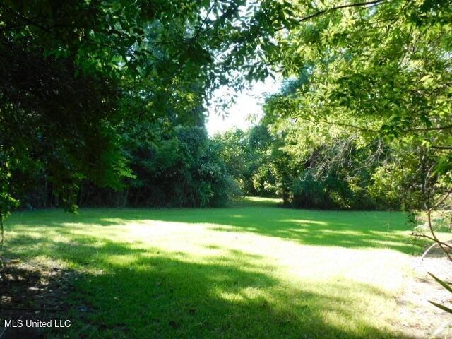 125 Riverside Street