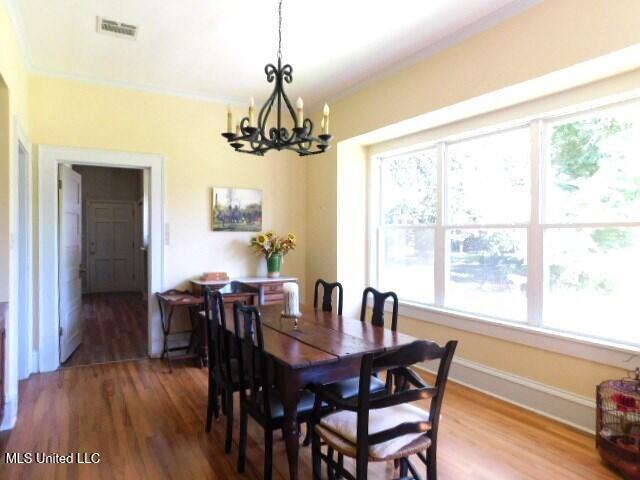 125 Riverside Street