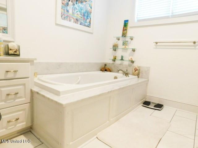 125 Riverside Street