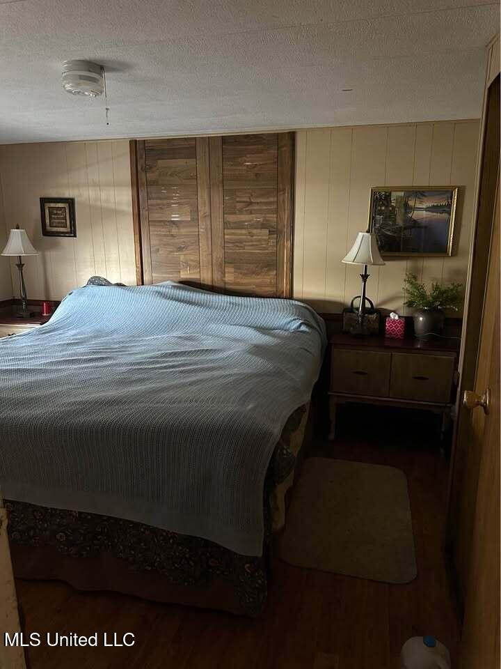 1123 Deer Park Rd. Road