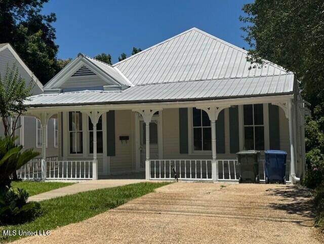 208 Arlington Avenue