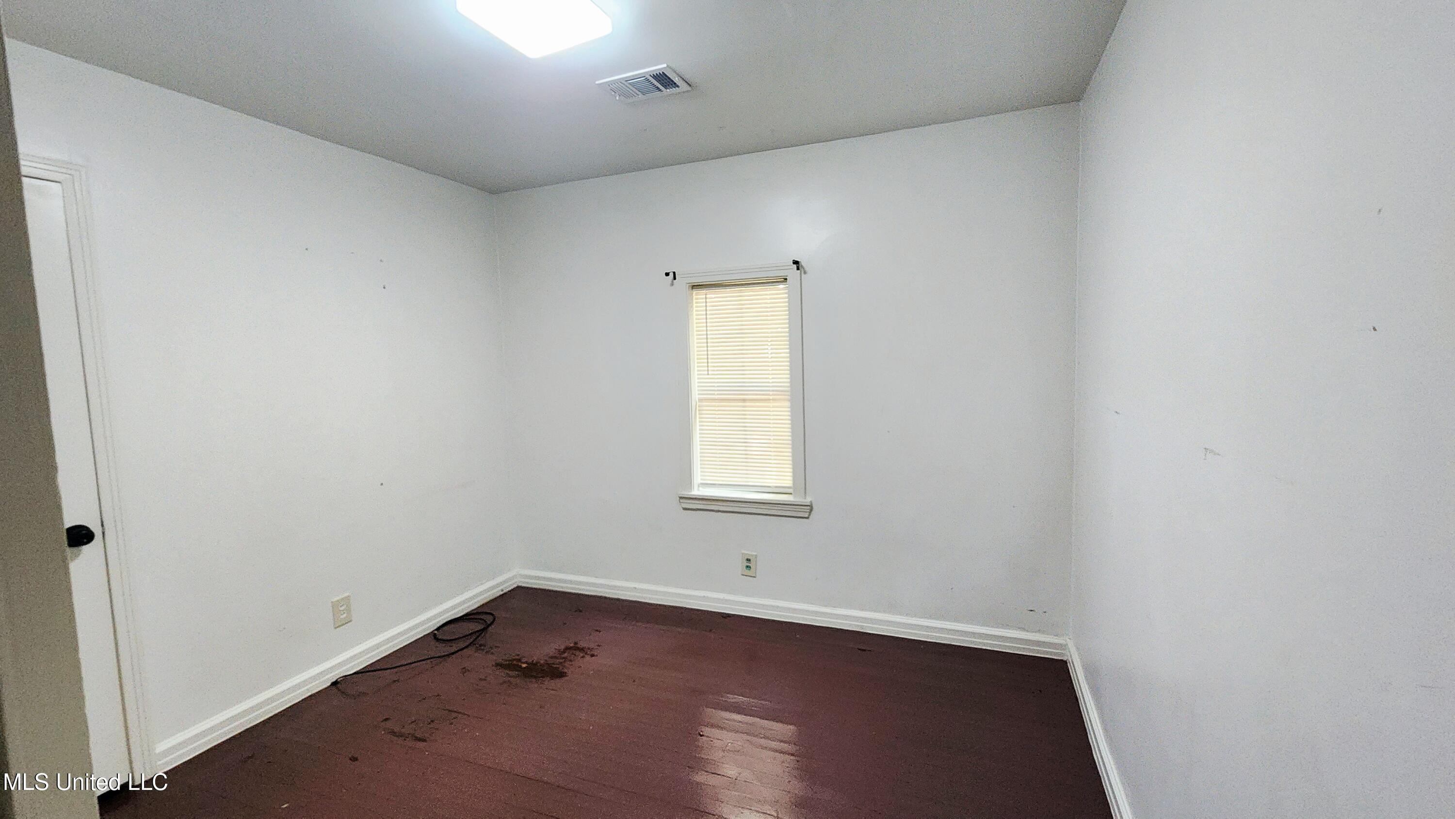 225 Sgt Prentiss Drive