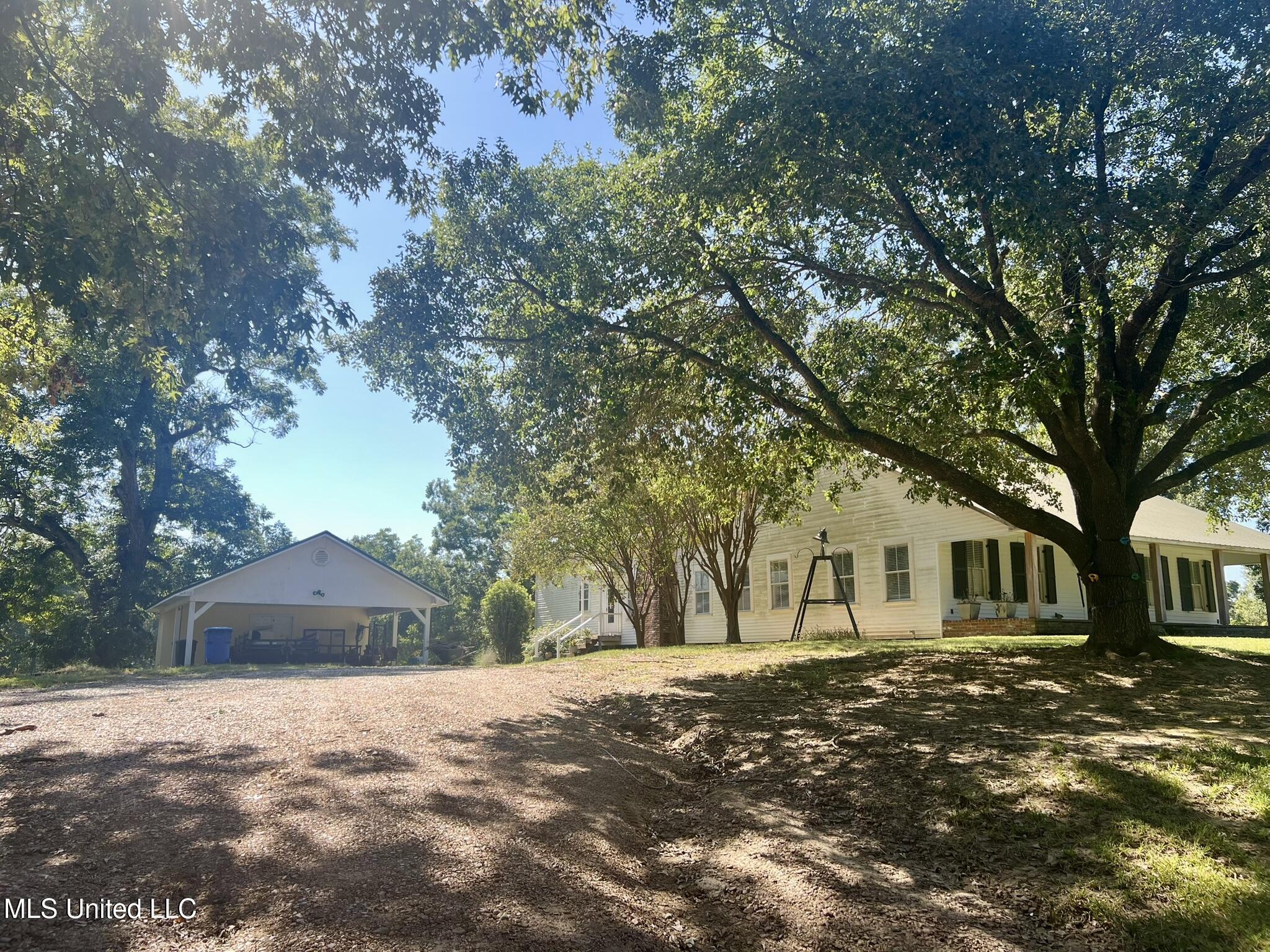 94 Foster Mound Road