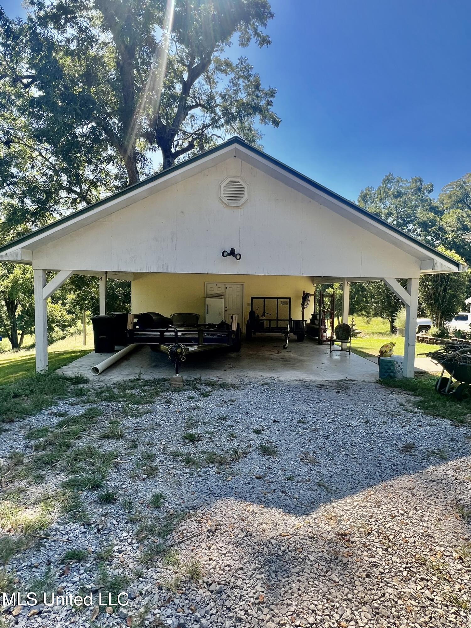 94 Foster Mound Road