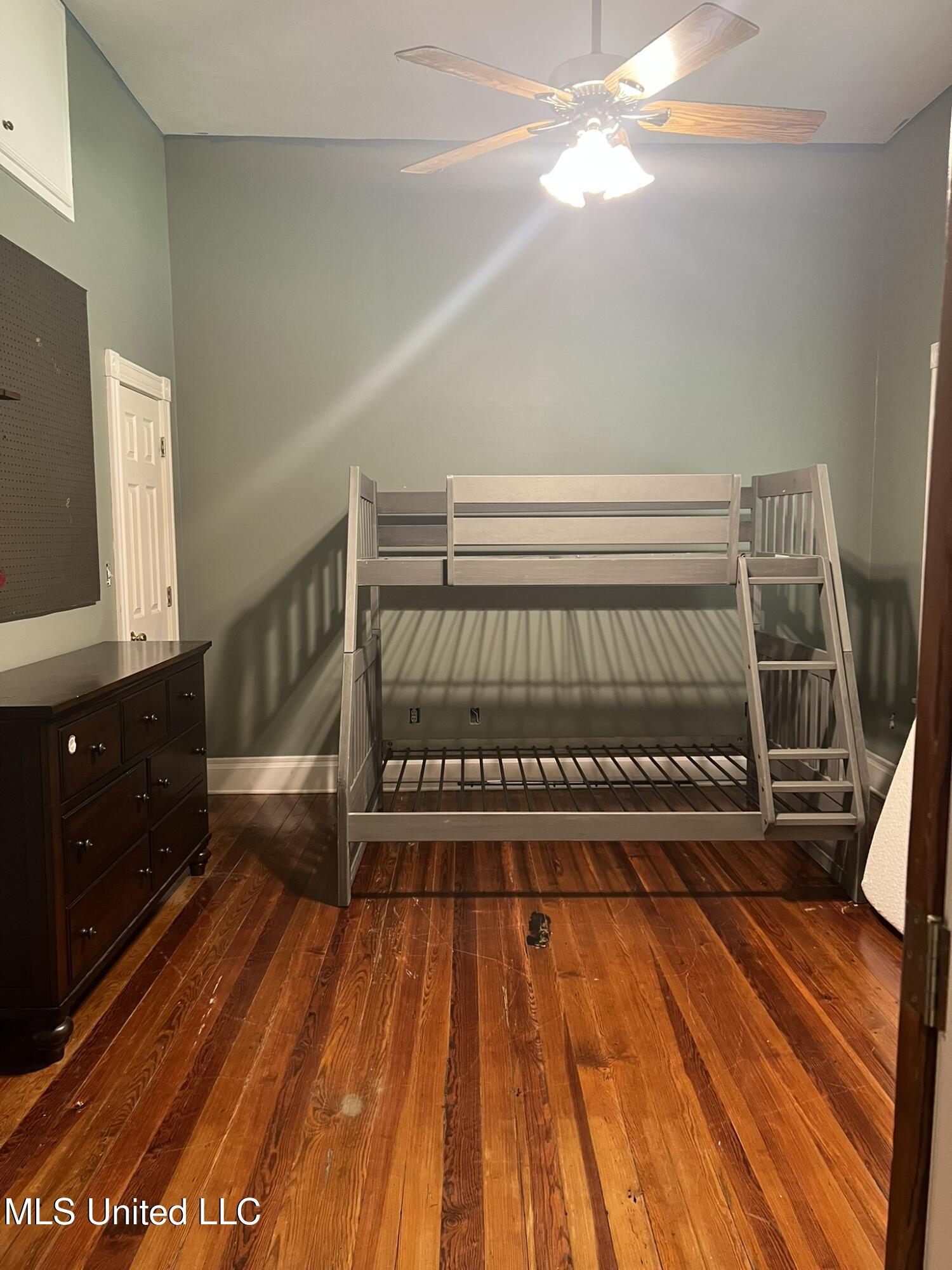 94 Foster Mound Road