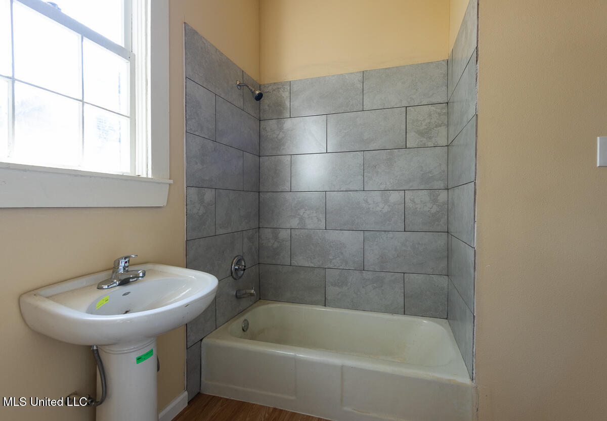 207 Saint Mary Street