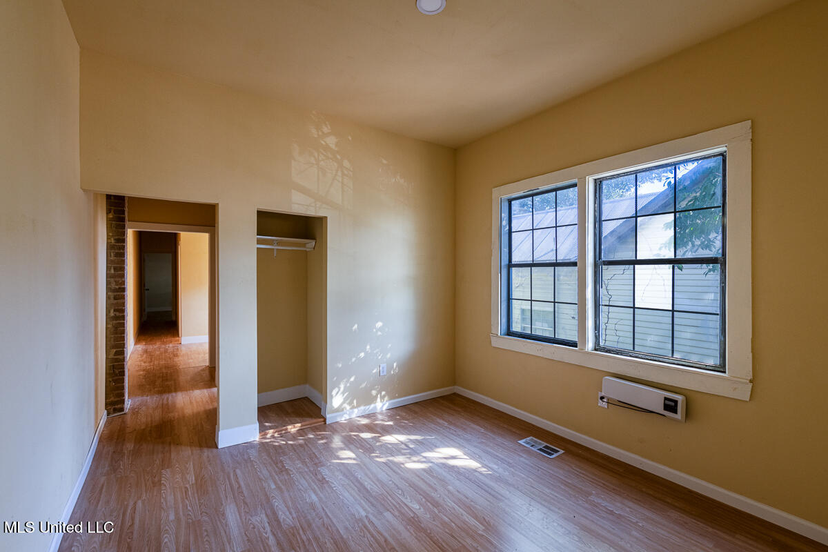 207 Saint Mary Street