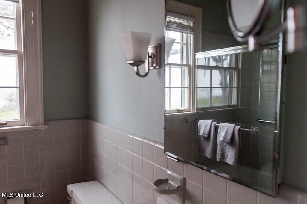 324 N Clifton Avenue