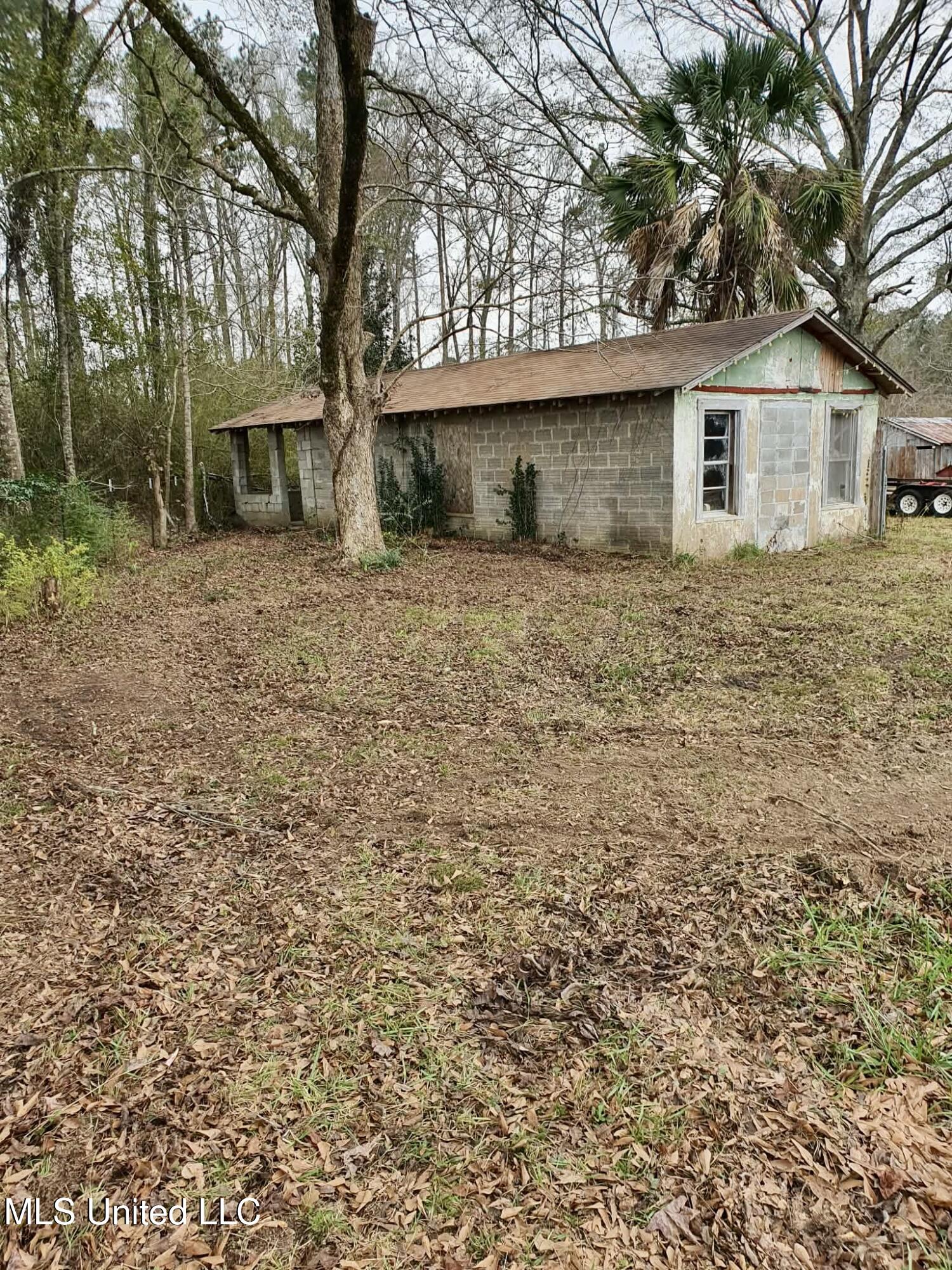 6042 Enterprise Road