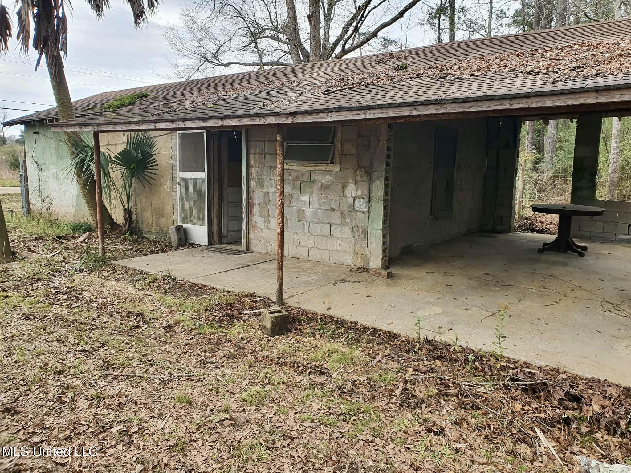 6042 Enterprise Road