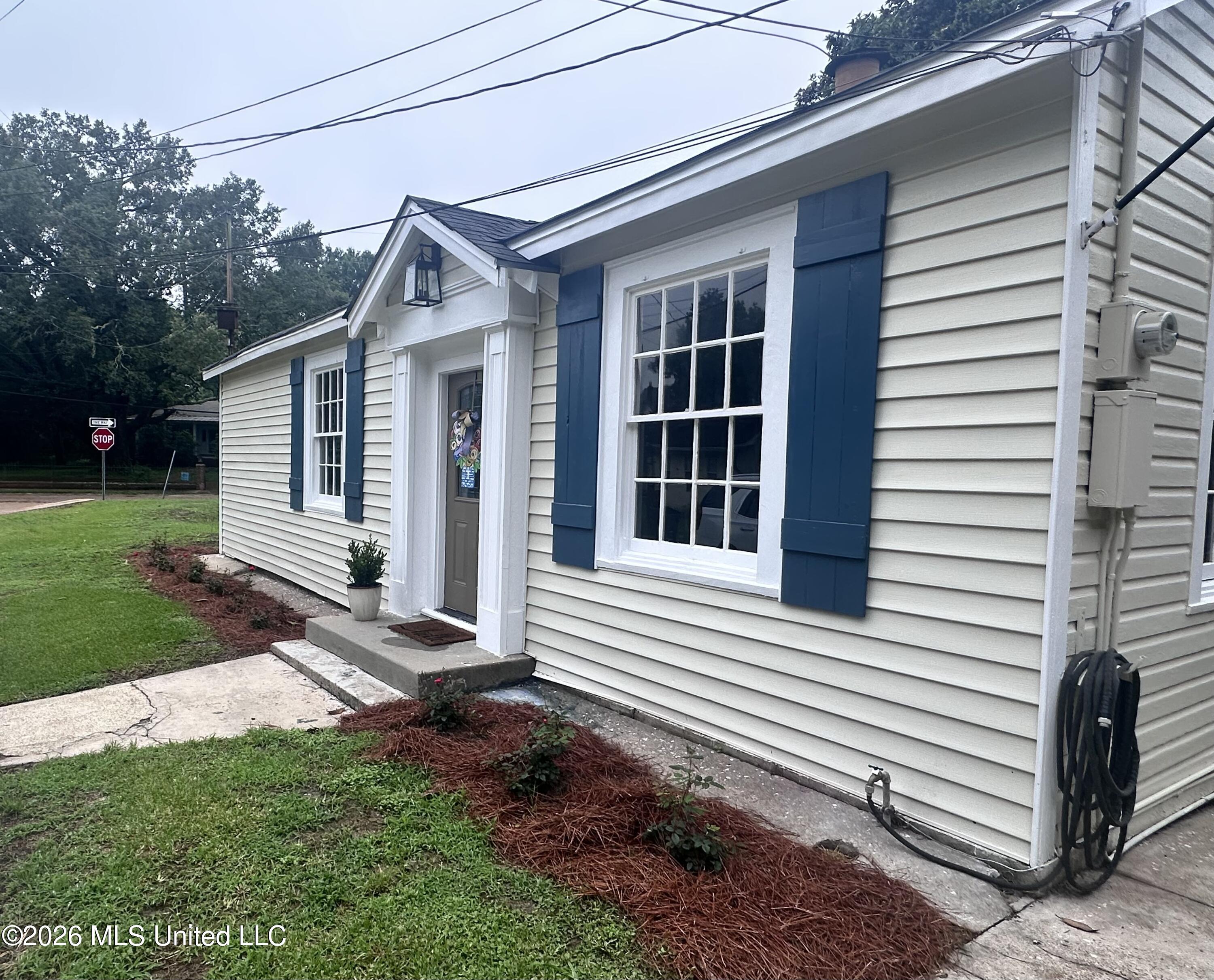 34 Orange Avenue