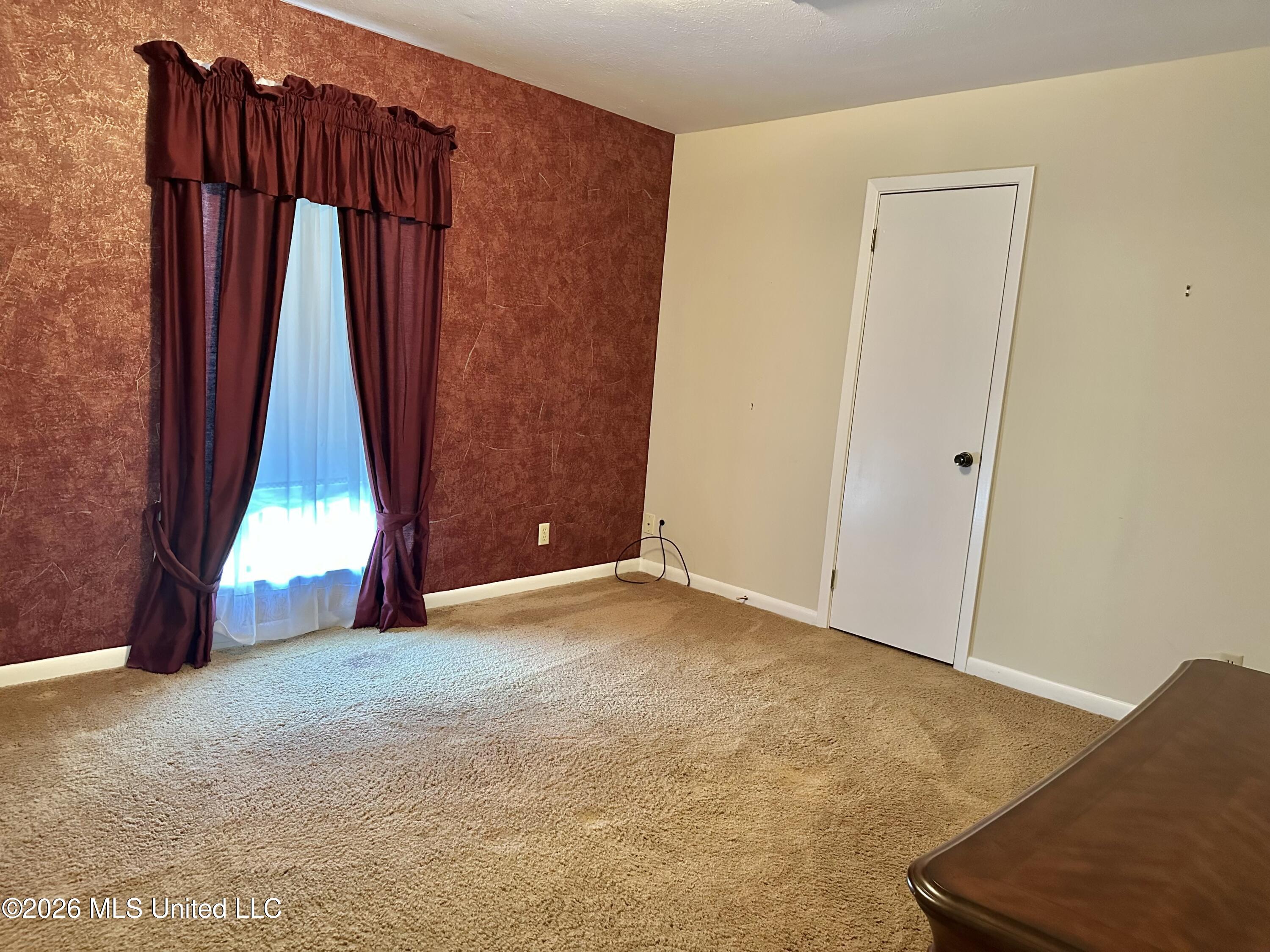 116 Rollingwood Drive