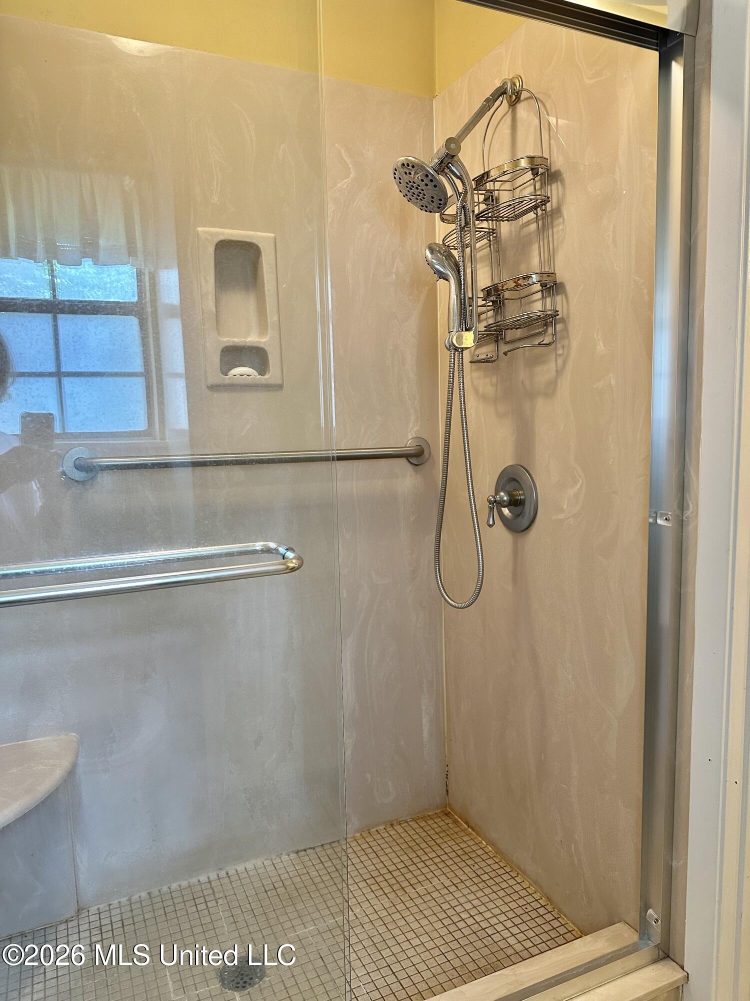 116 Rollingwood Drive