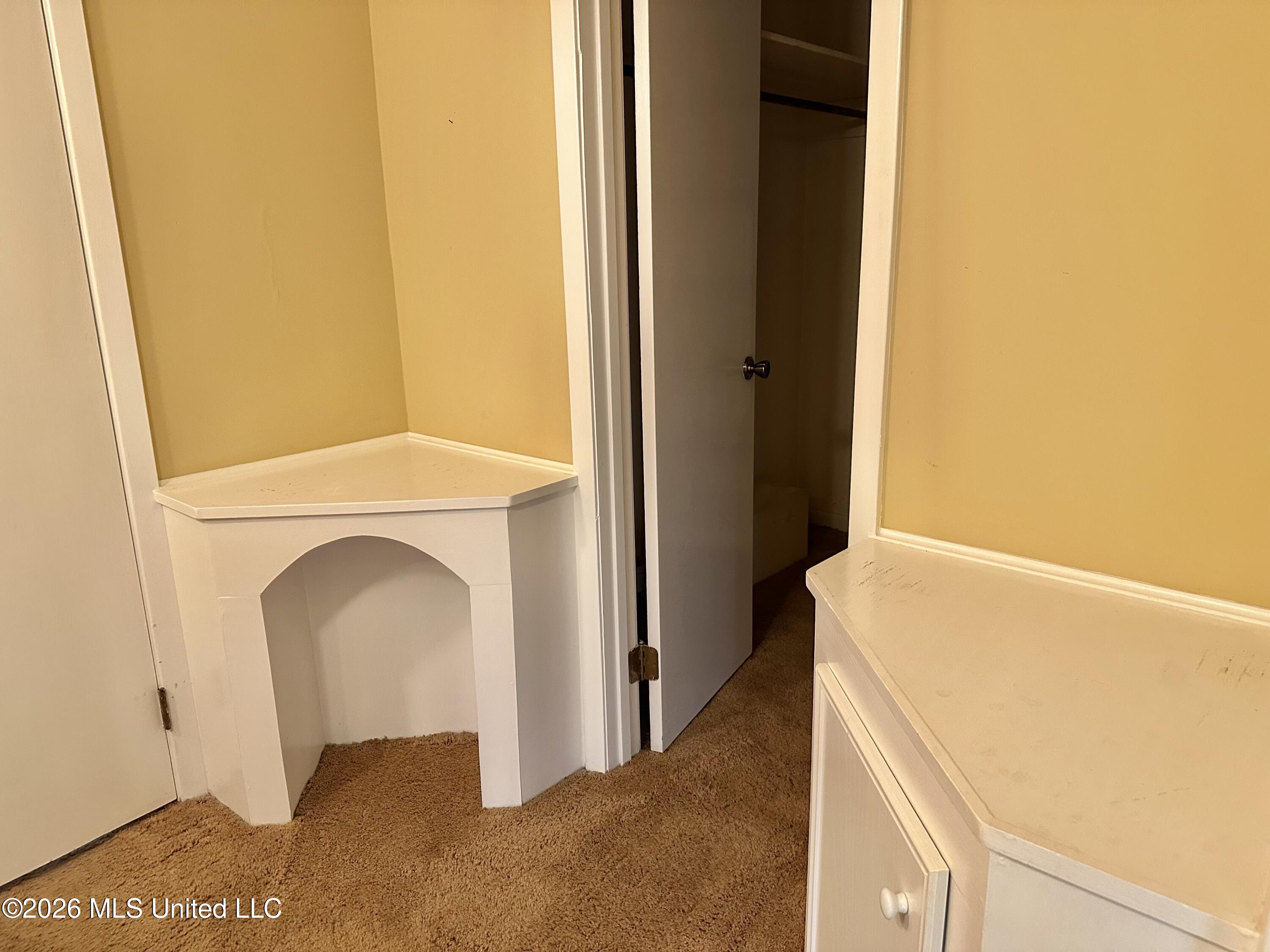 116 Rollingwood Drive