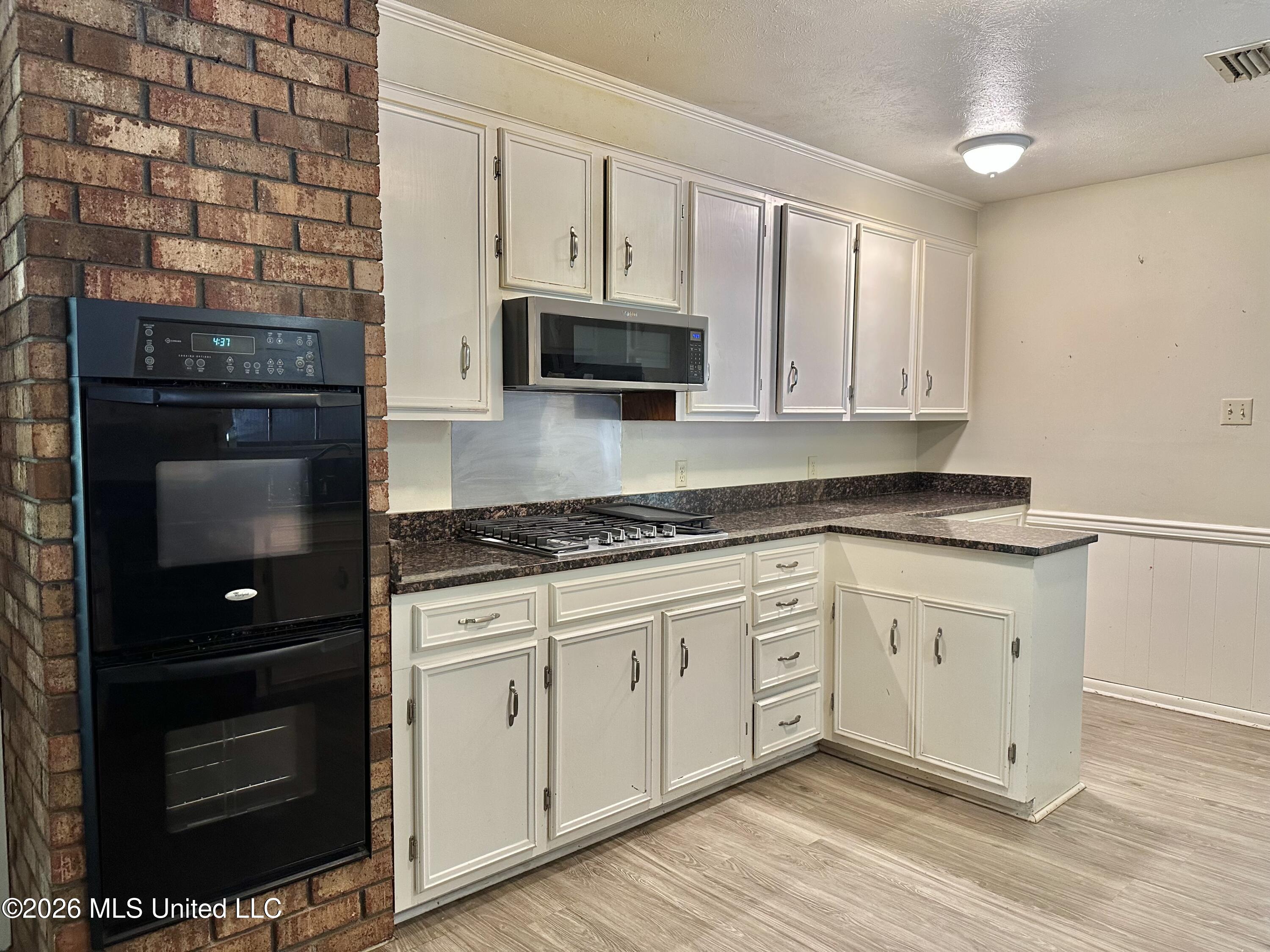 116 Rollingwood Drive